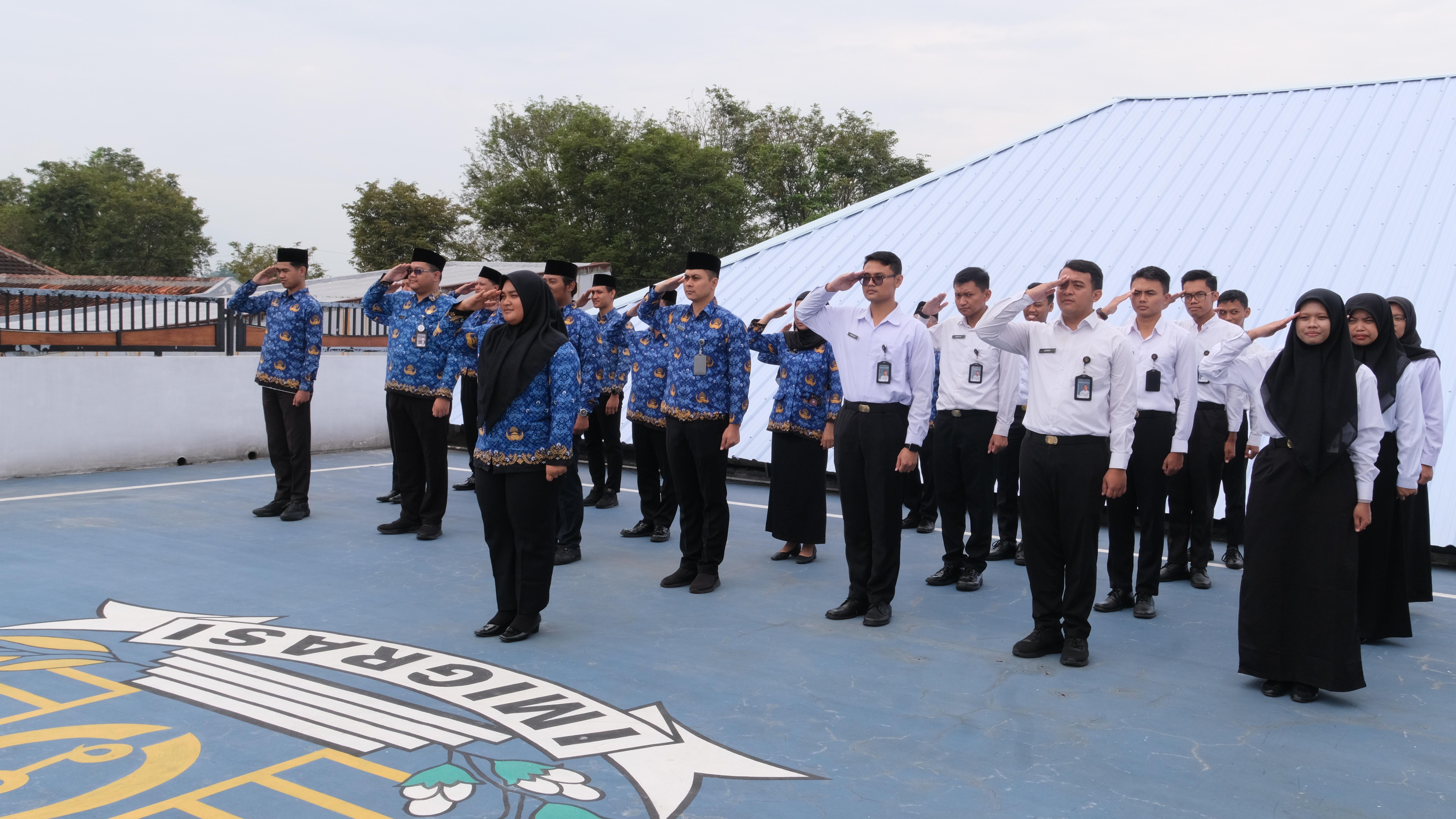 Kantor Imigrasi Kelas I TPI Jember Selenggarakan Upacara Peringatan Hari Ibu Tahun 2025