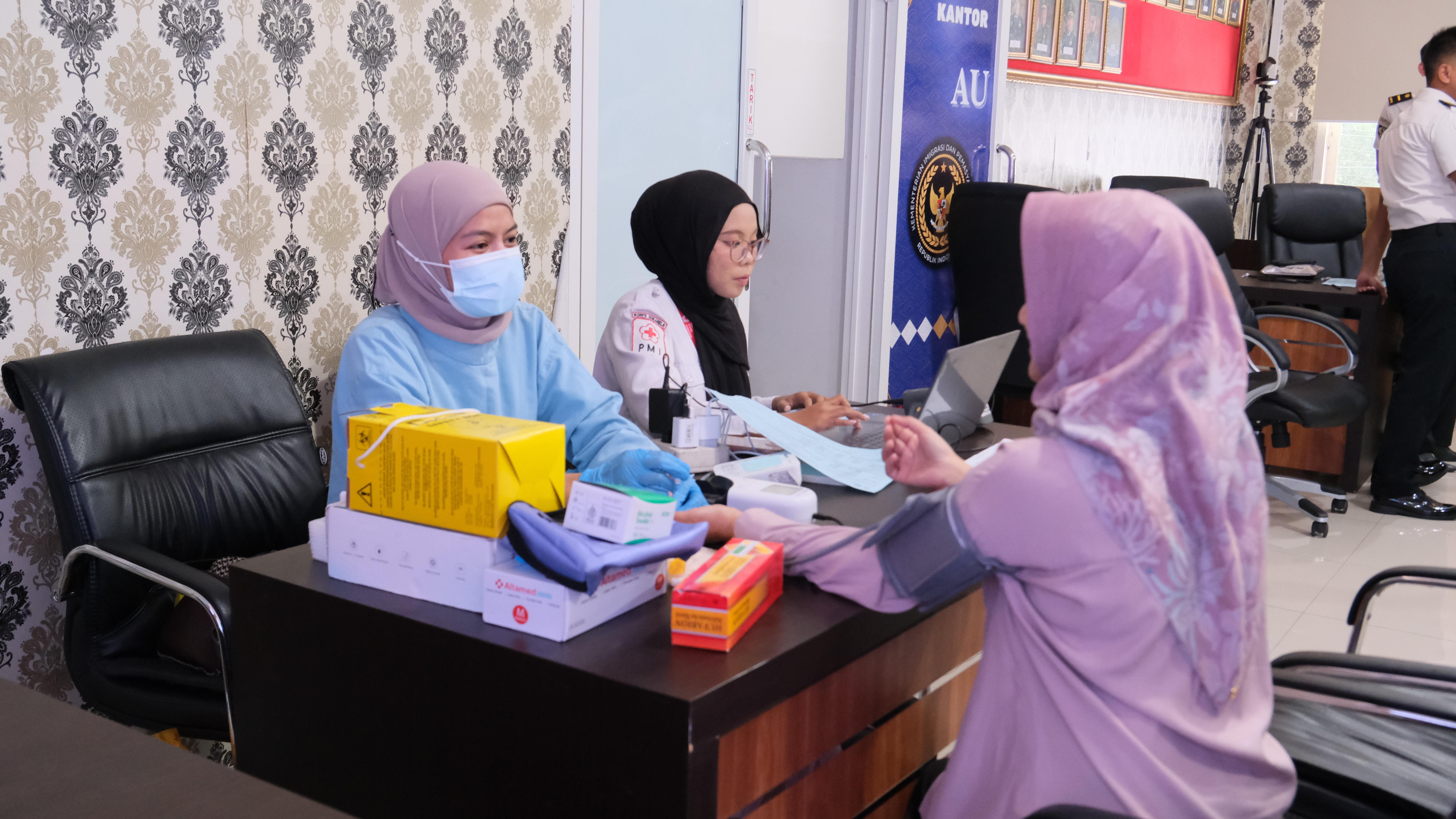 Kantor Imigrasi Jember Gelar Donor Darah dalam Rangka Hari Bhakti Imigrasi ke-76